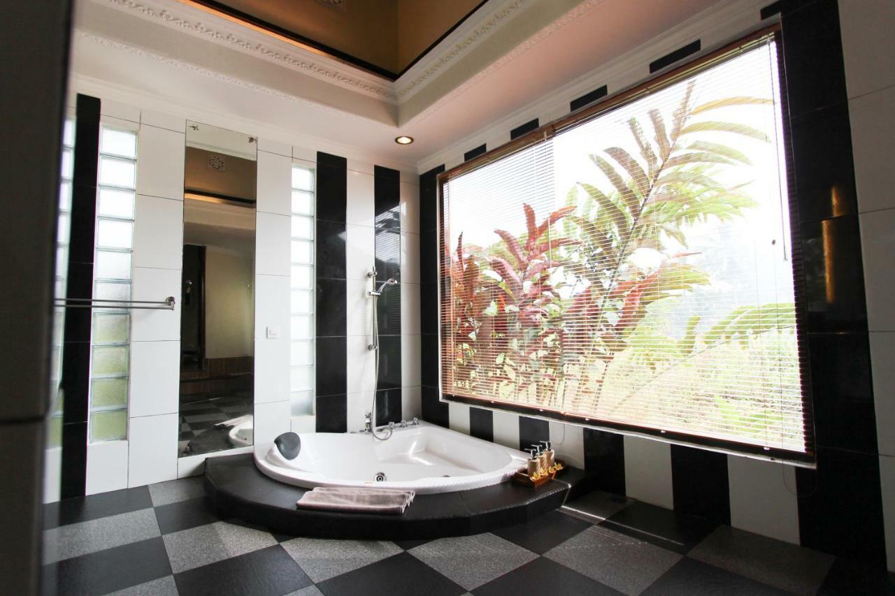 Ubud Hidden Villa Yone Village מראה חיצוני תמונה